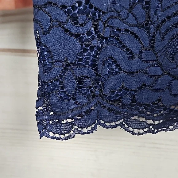 NWT Lauren Ralph Lauren Navy Blue Lace Overlay Dress - Size 6 - threedaughtersproperties.com NWT Lauren Ralph Lauren Navy Blue Lace Overlay Dress - Size 6 - threedaughtersproperties.com